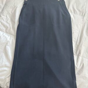 Softstreme midi skirt